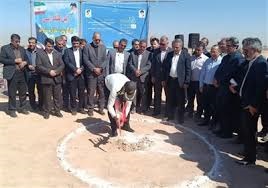 /news/1073/کلنگ-زنی-نیروگاه-خورشیدی